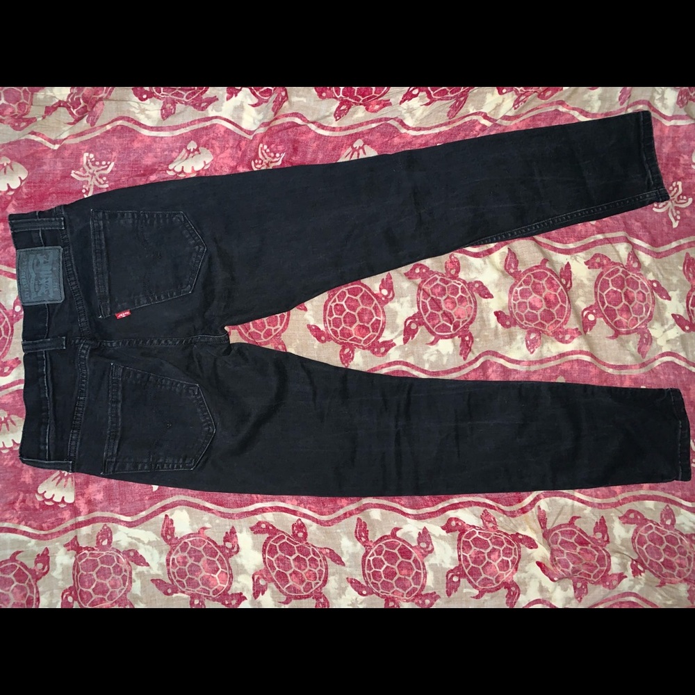 Black (originally) ripped levi jeans 512 29X30